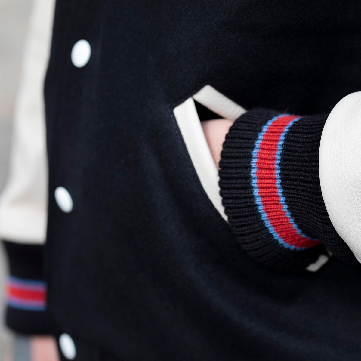 DEJA0002BLK/MlK Dehen 1920 Custom Varsity Jacket Black/Milk IRON