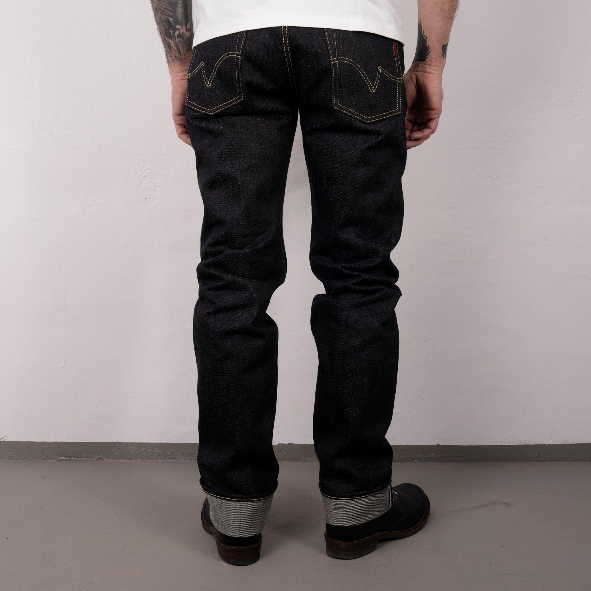 Image showing the IH-666-XHS - 25oz Slim Straight Cut Jeans Indigo which is a Jeans described by the following info 666, Bottoms, Iron Heart, Jeans, Released, Straight and sold on the IRON HEART GERMANY online store