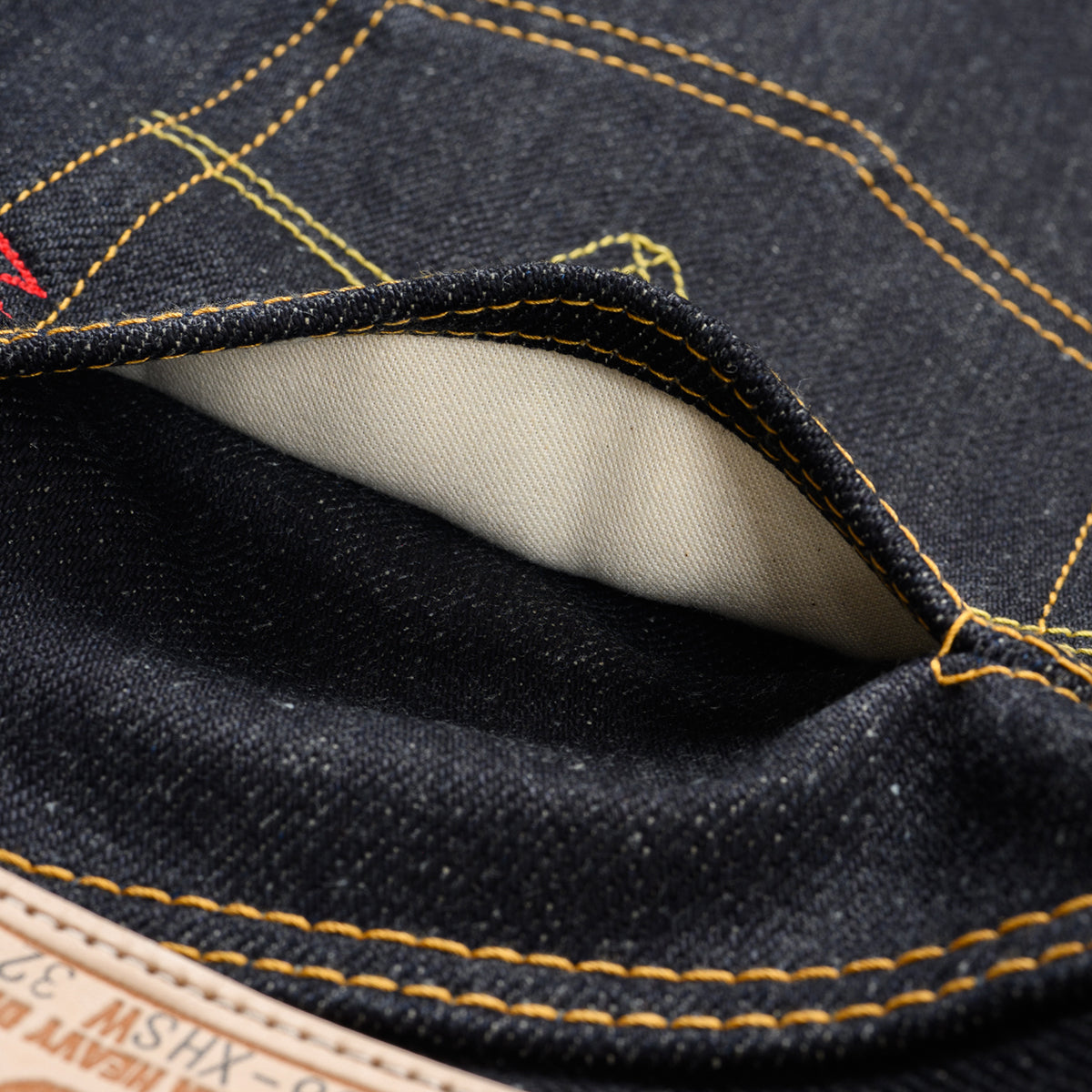 IH-888-XHS - 25oz Selvedge Denim Relaxed Tapered Jeans - Indigo