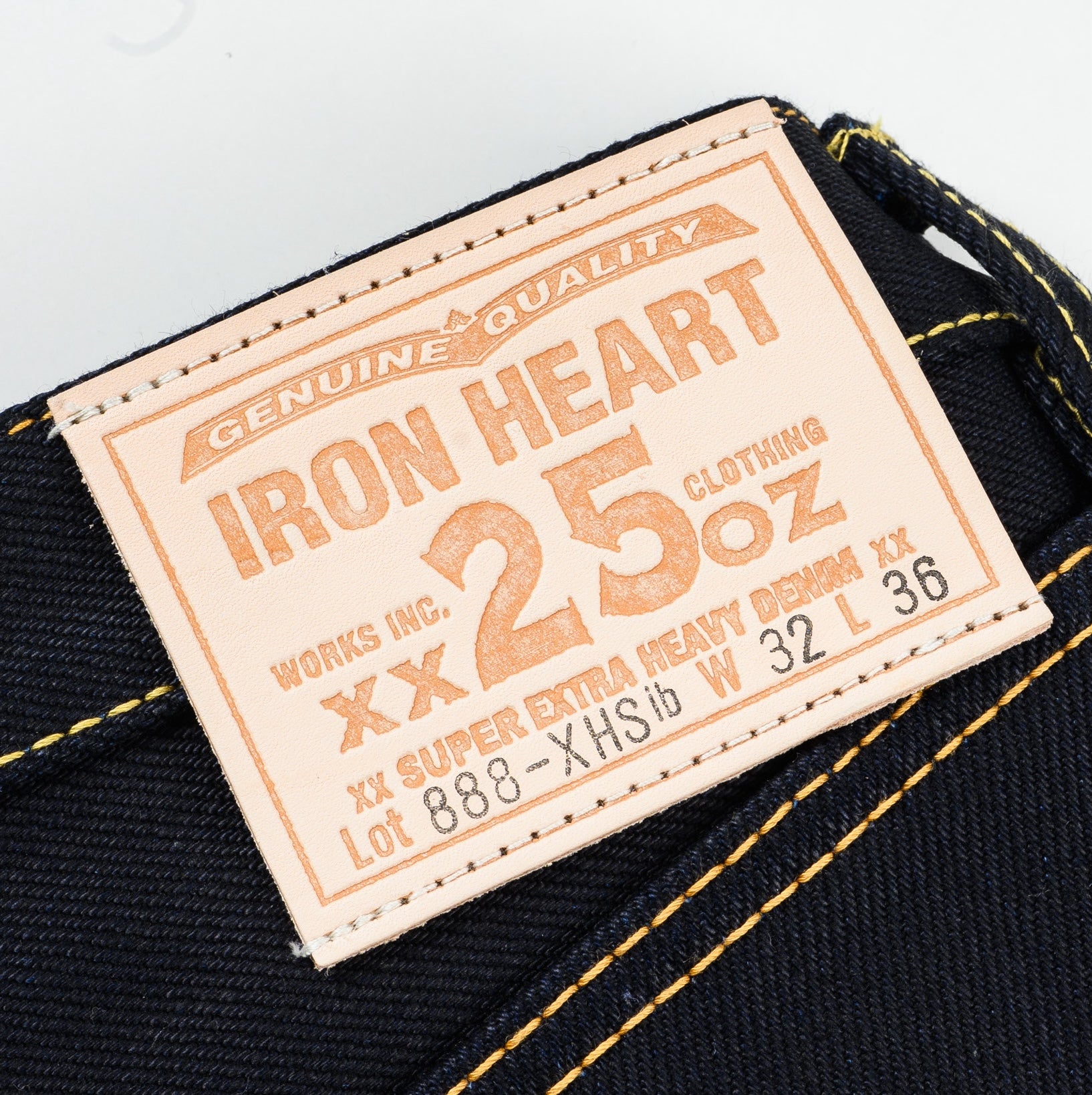 IH-888-XHSib- 25oz Selvedge Denim Medium/High Rise Tapered Cut Jeans - Indigo/Black