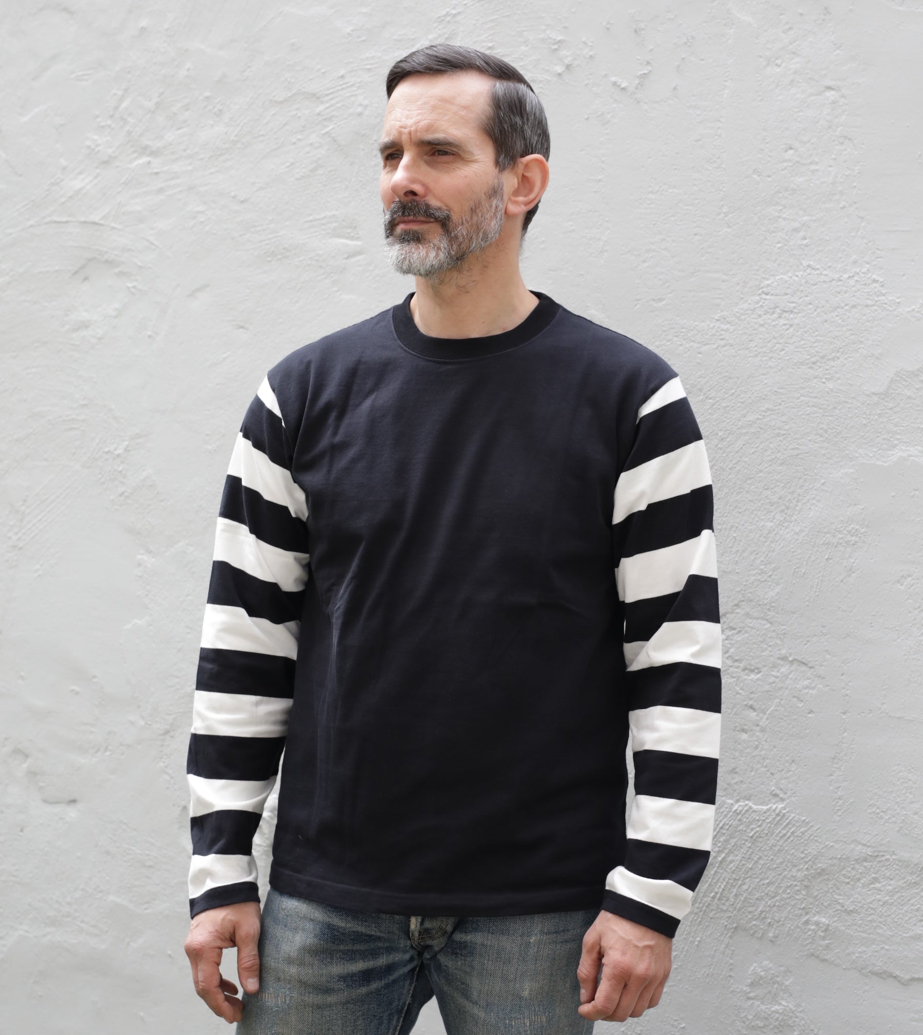 IHTB-11-BLK - 7.5oz Cotton Long-Sleeved Crew Neck Border Tee - Black Body with Striped Arms