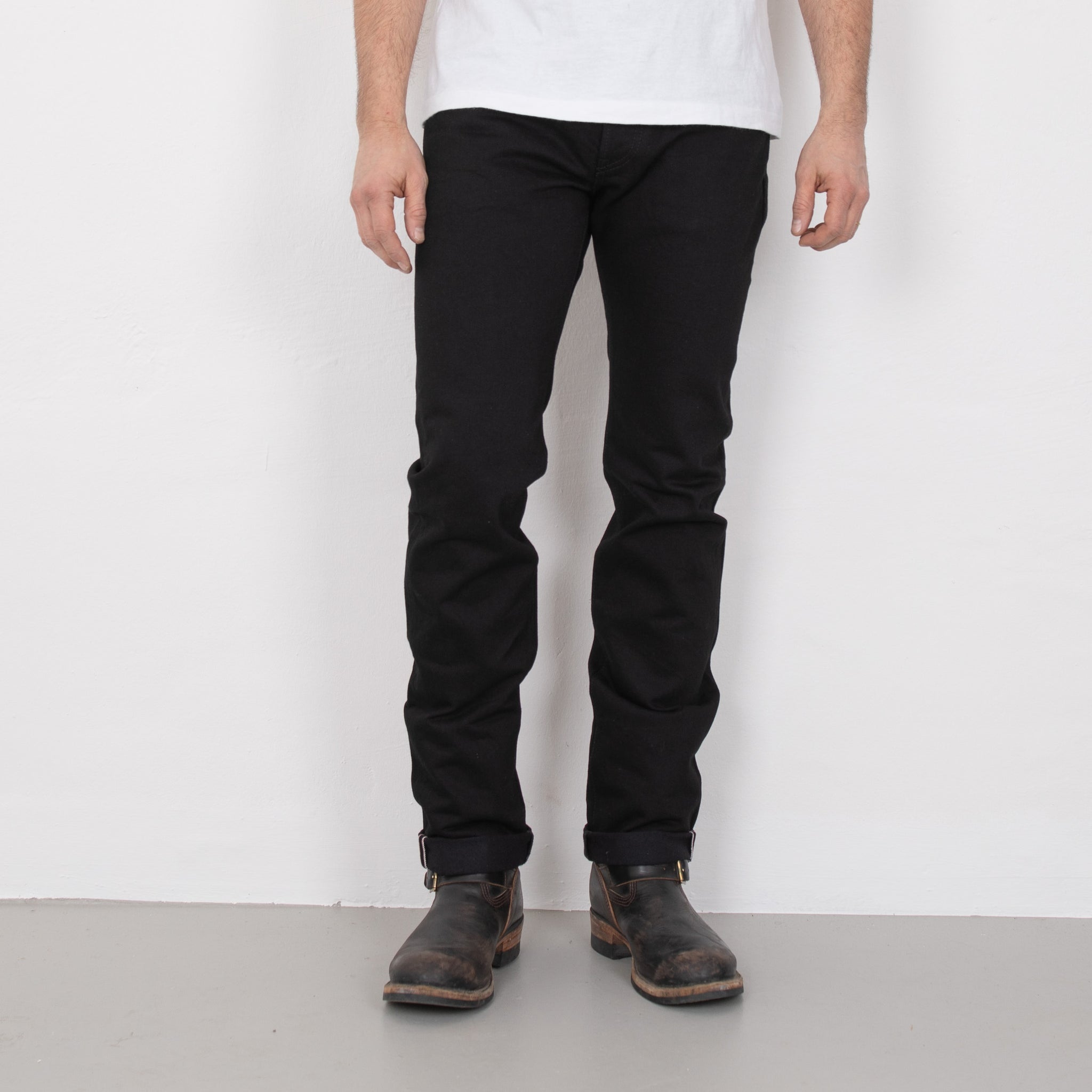 IH-777S-142bb - 14oz Selvedge Denim Slim Tapered Jeans - Black/Black