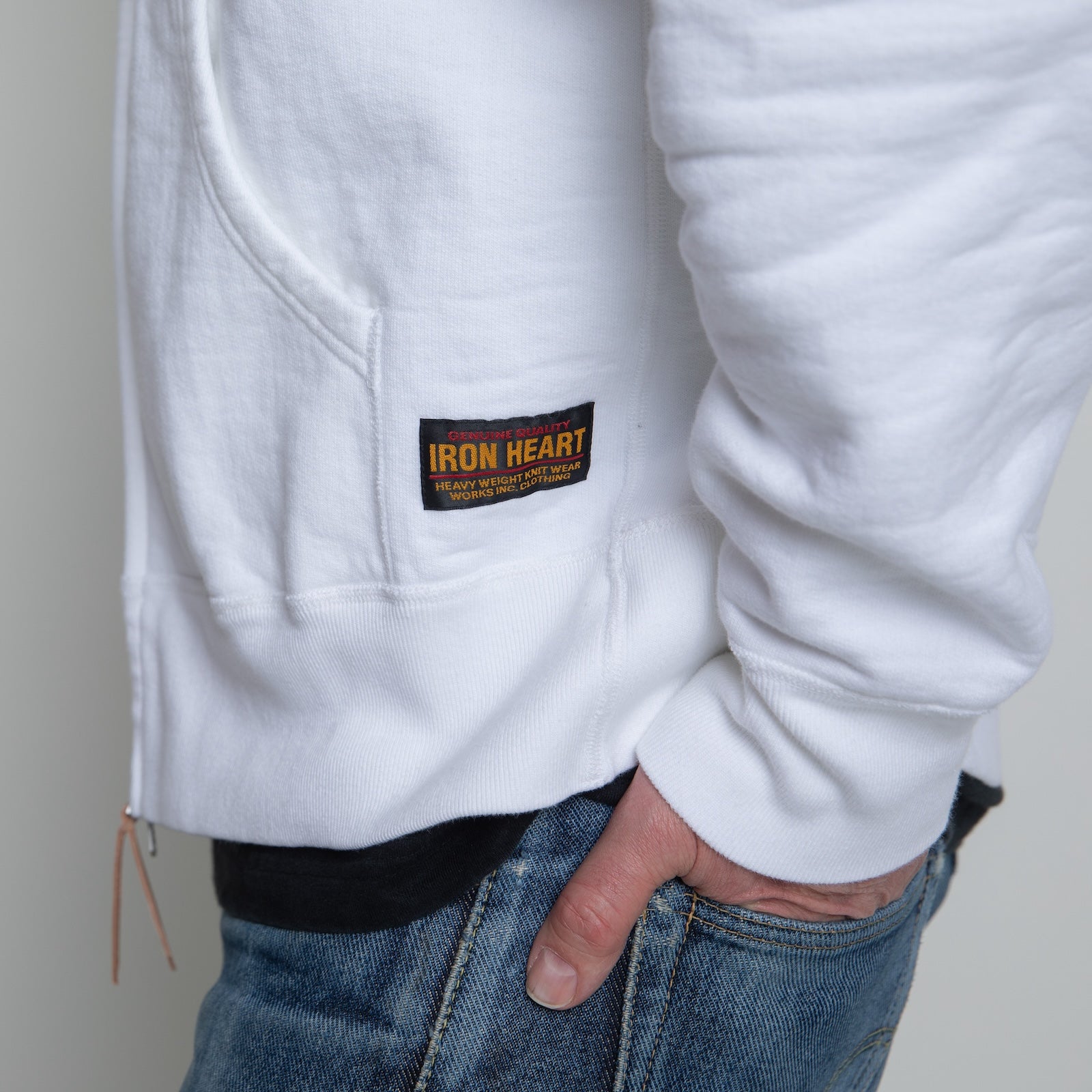 FW24 - IHSW-76L-WHT - Printed 14oz Ultra Heavyweight Loopwheel Cotton Zippered Hoodie - White