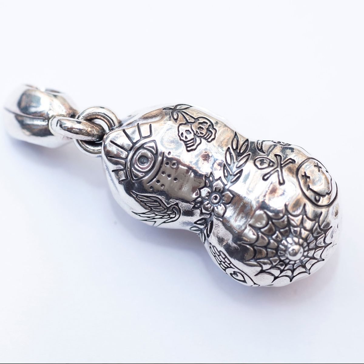 PE-TATTOO-LARGE-SIL - Peanuts & Co TATTOO PEANUTS Pendant Large - Silver