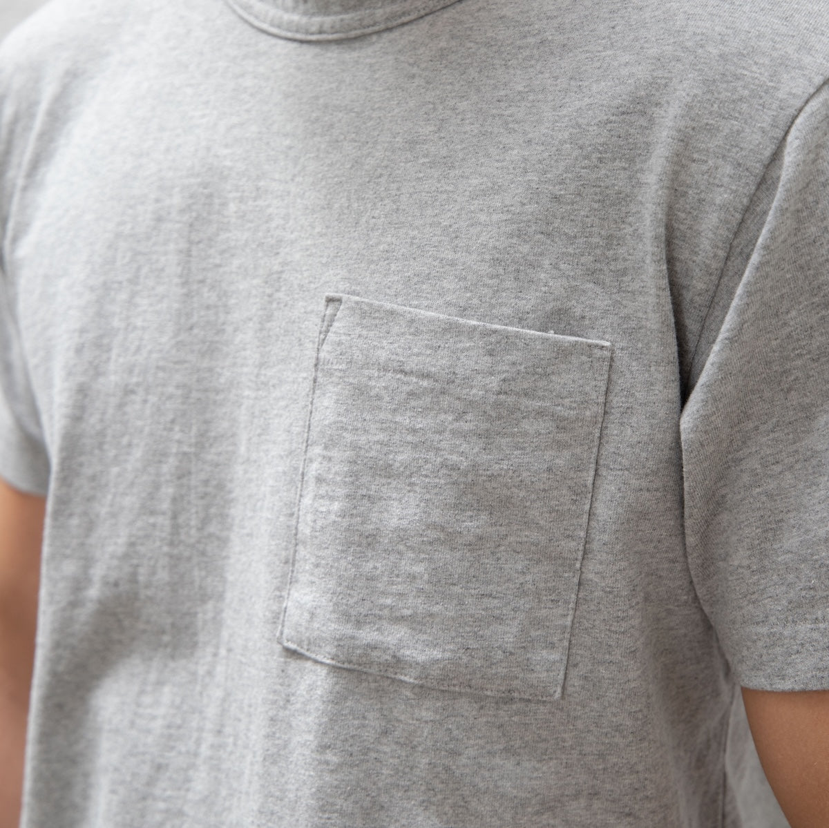 DE-TS01P-HEA - Dehen 1920 Heavy Duty Pocket T-Shirt - Heather Grey