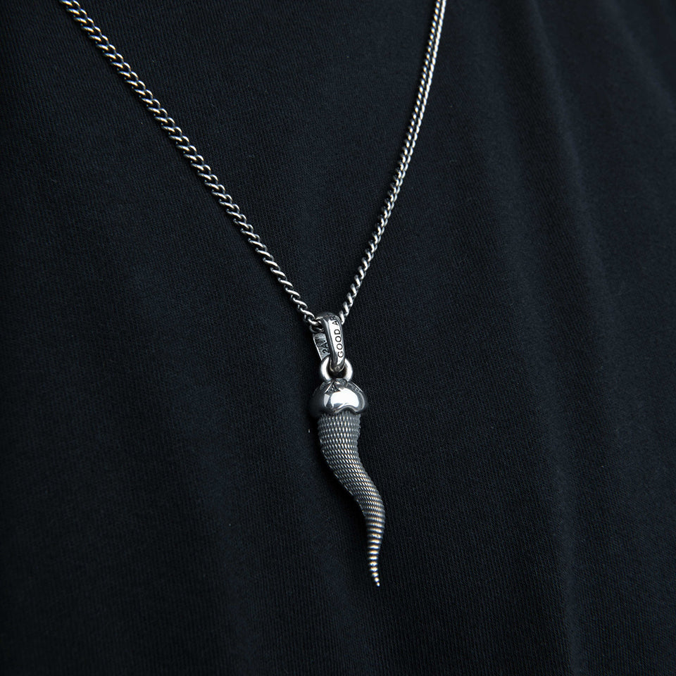 GOOD-ART-STERLING-SILVER-CORNUTO-PENDANT-2A-GOOSEBUMPS-AA-ON-BODY-2.jpg