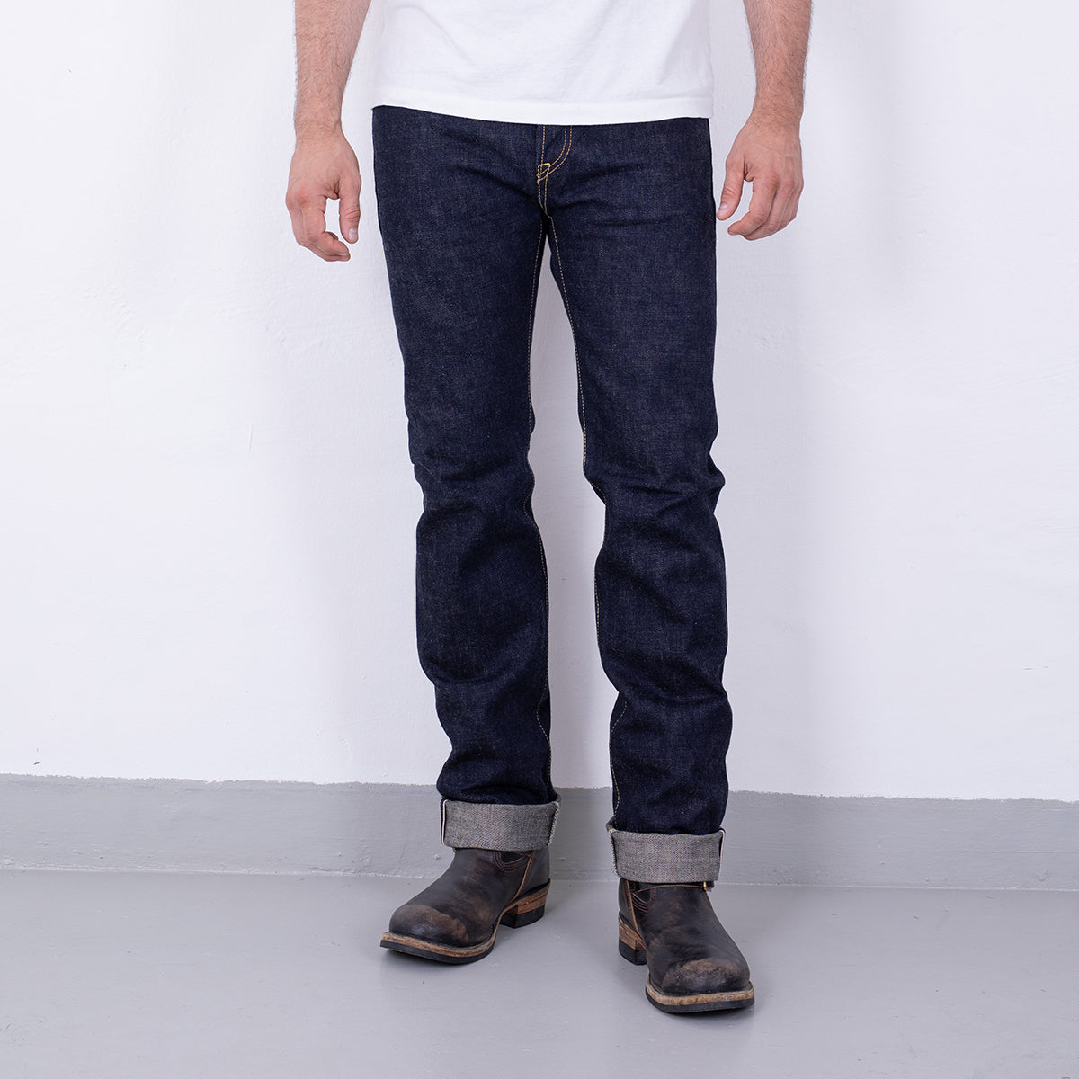 IH-666S-18 - 18oz Vintage Selvedge Denim Slim Straight Cut Jeans - Indigo