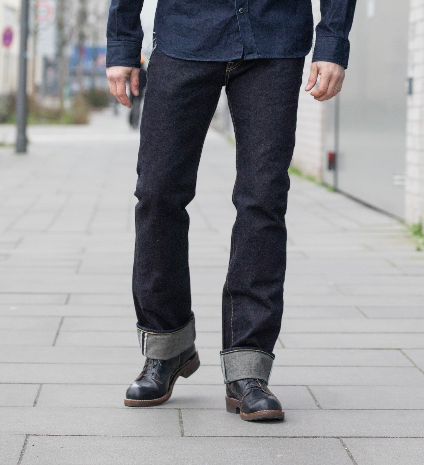IH-666S-19L - 19oz Left Hand Twill Selvedge Denim Slim Straight Cut Jeans - Indigo