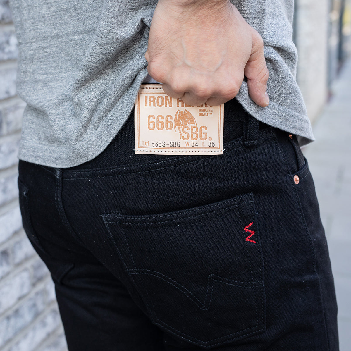 IH-666S-SBG - 21oz Selvedge Denim Slim Straight Jeans - Superblack (Fades To Grey)