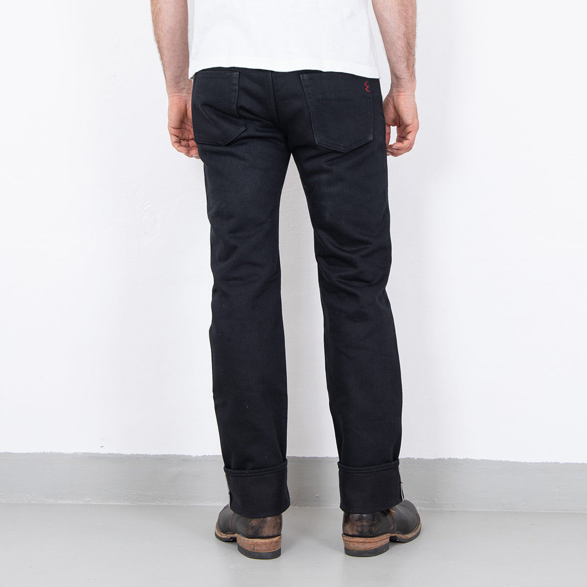 IH-666S-SB - 21oz Selvedge Denim Slim Straight Cut - Superblack Non-Fade