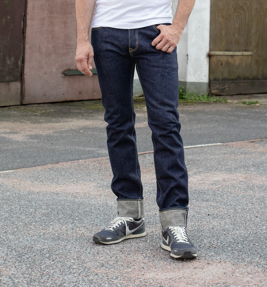 IH-777S-18 - 18oz Vintage Selvedge Denim Slim Tapered Cut Jeans - Indigo