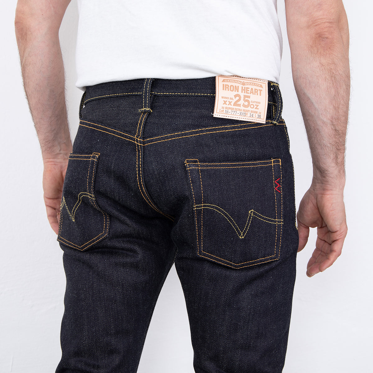 IH-777-XHS - 25oz Selvedge Denim Slim Tapered Cut Jeans - Indigo