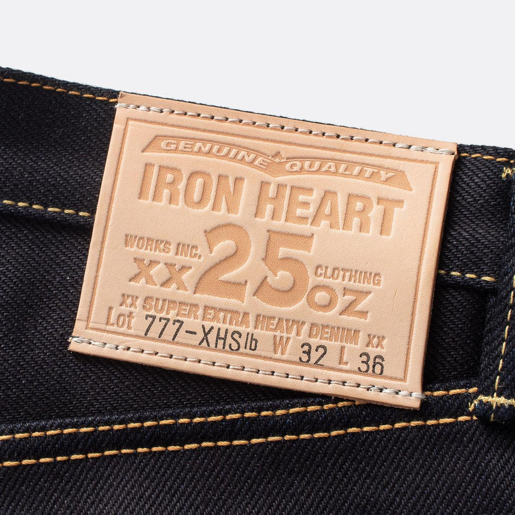 Image showing the IH-777-XHSib - 25oz Selvedge Denim Slim Tapered Cut Jeans - Indigo/Black which is a Jeans described by the following info 777, Bottoms, Iron Heart, Jeans, New, Released, Slim, Tappered and sold on the IRON HEART GERMANY online store