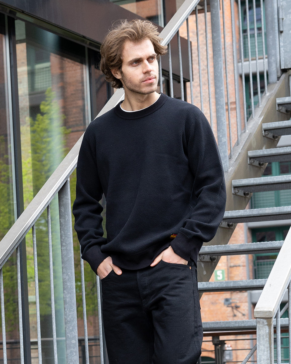 IHSW-86-BLK - FW26 - Heavyweight Thermal Crew Neck Sweater - Black