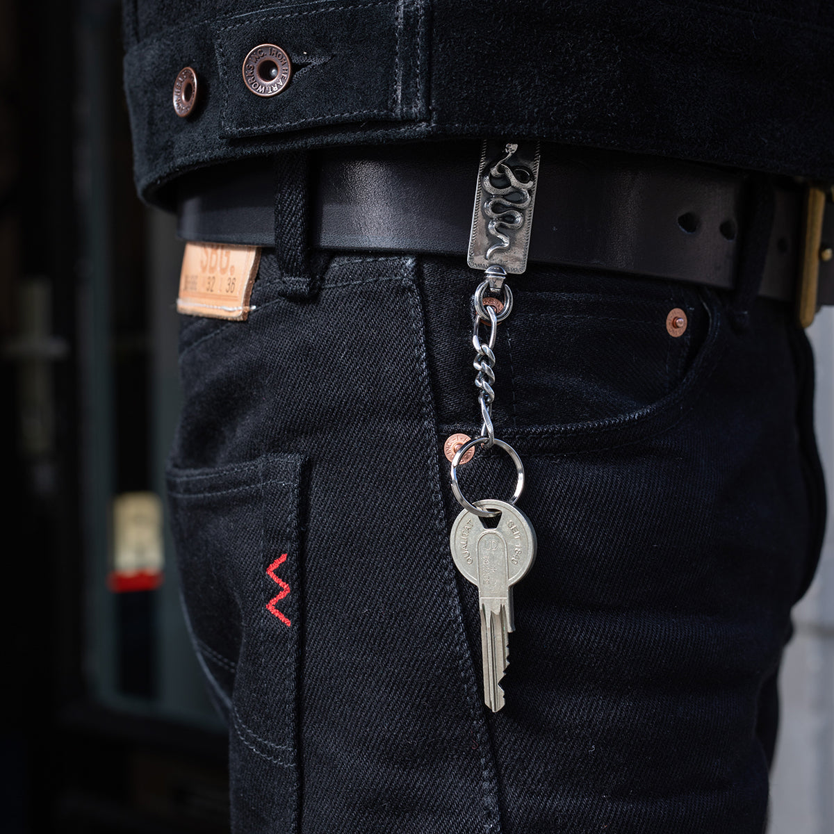 PE-SNAKE-CLIP-KEYCHAIN-SIL_010.jpg