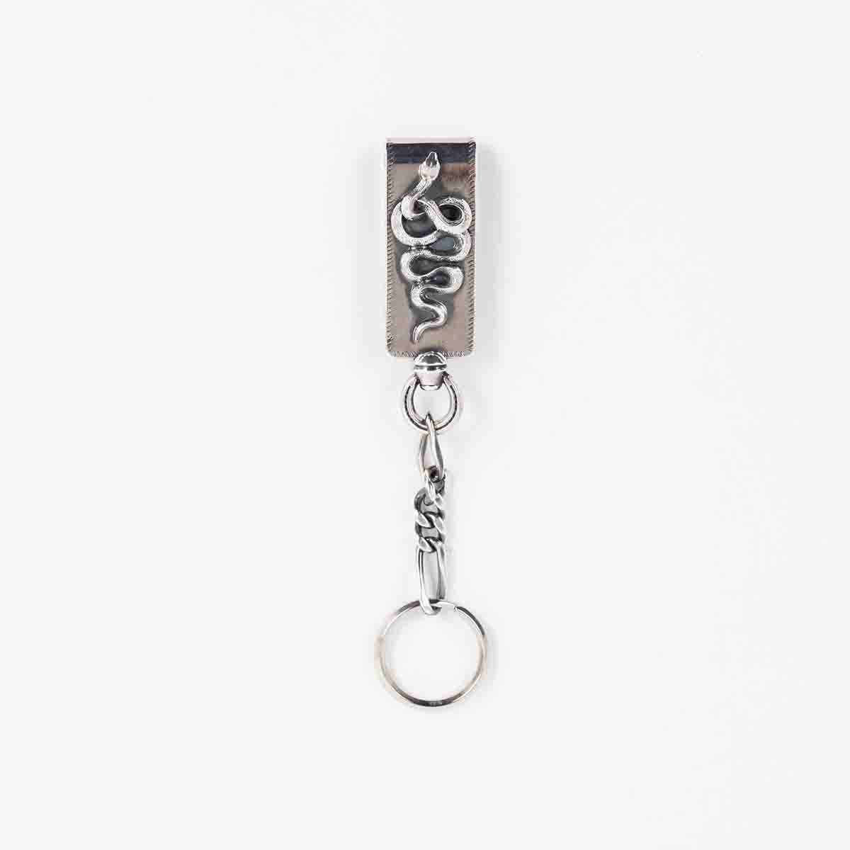 PE-SNAKE-CLIP-KEYCHAIN-SIL_018.jpg