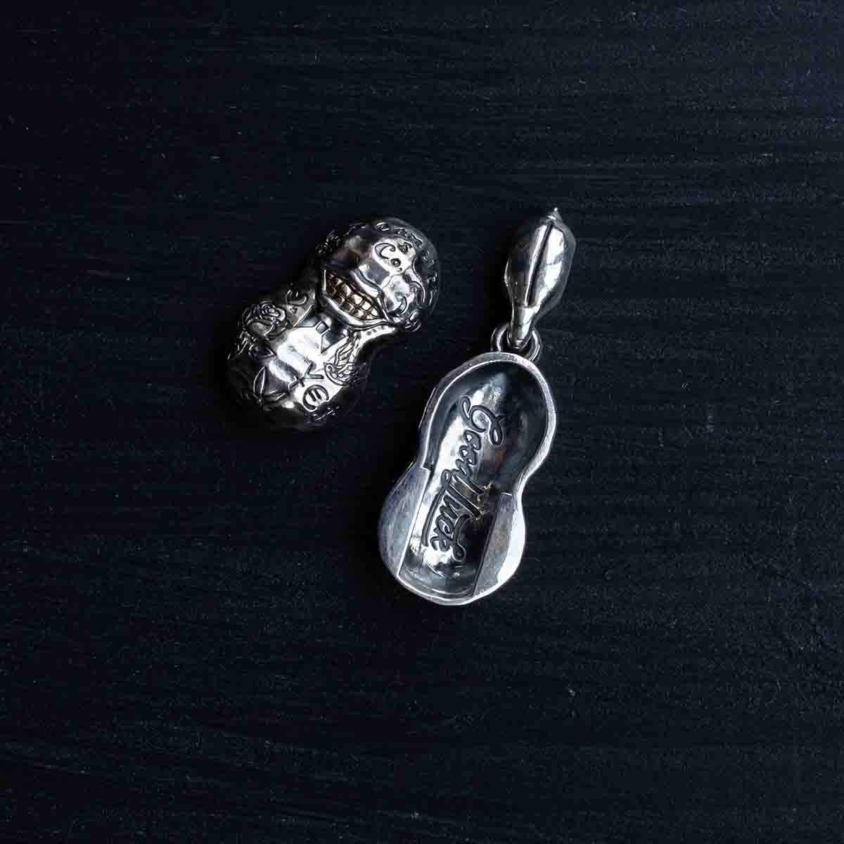 PE-TATTOO-LARGE-SIL - Peanuts & Co TATTOO PEANUTS Pendant Large - Silver
