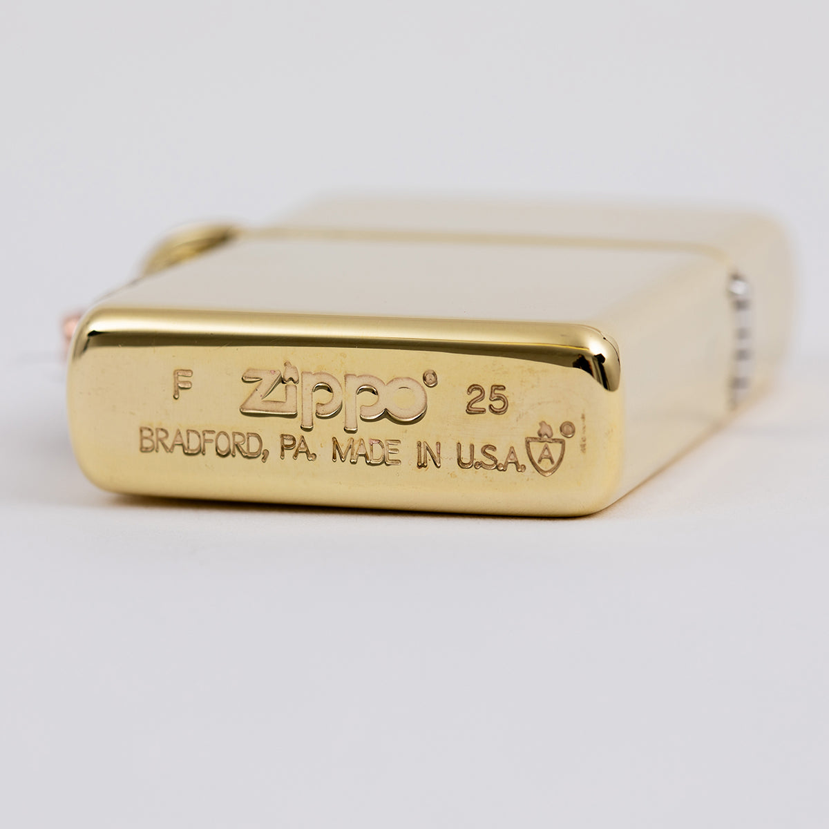PE-ZIPPO-BERO-BR - Peanuts & Co. - Peanuts Bero ZIPPO - Brass