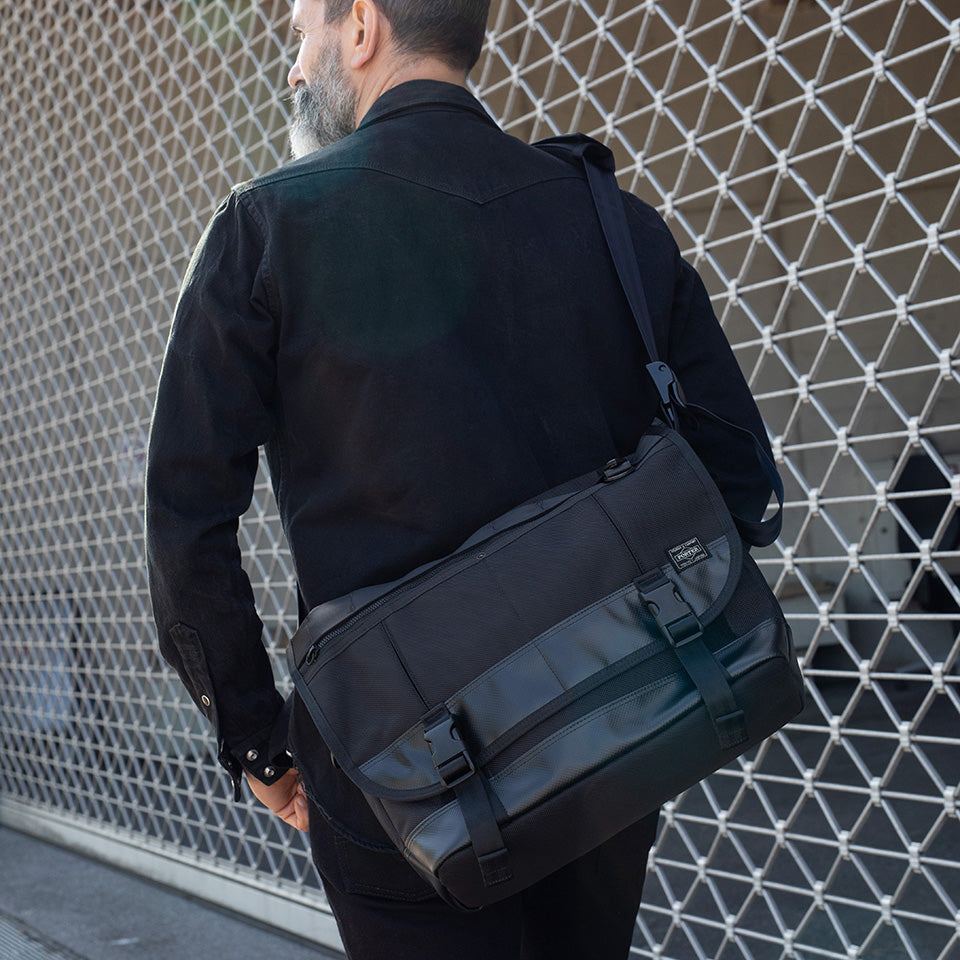 PO-HEAT-MESSENGER-BLK_004.jpg