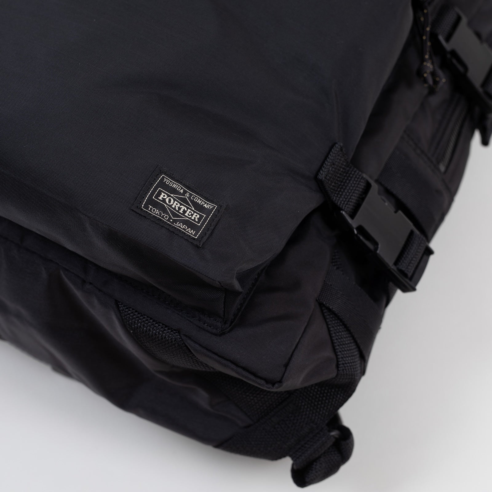 PORTER Yoshida & Co. FORCE DAYPACK - Black