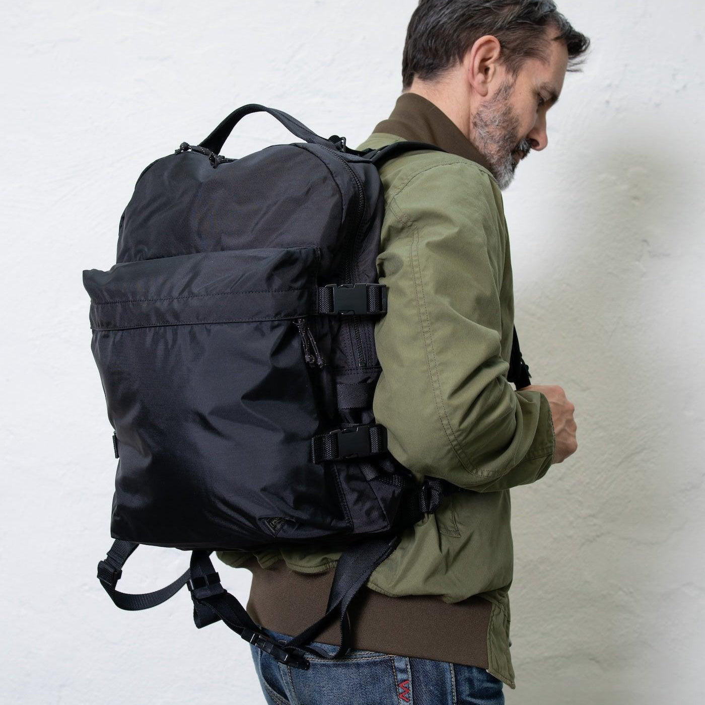 Porter-Yoshida_Co.-FORCE_DAYPACK-BLK_017_24_09.jpg