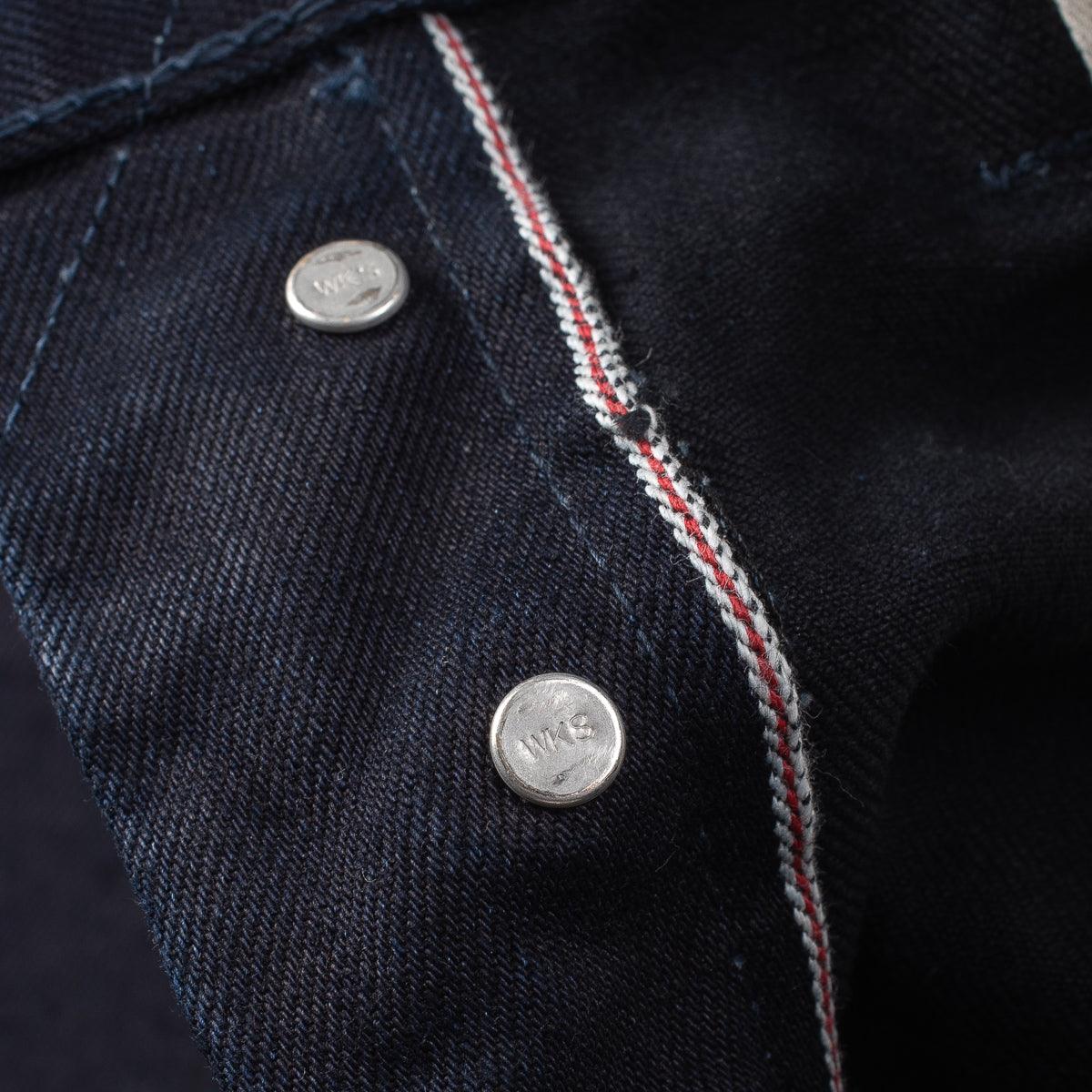 Image showing the IH-555S-142ib - 14oz Selvedge Denim Super Slim Cut Jeans Indigo/Black which is a Jeans described by the following info 555, Bottoms, Iron Heart, Jeans, Released, Slim and sold on the IRON HEART GERMANY online store