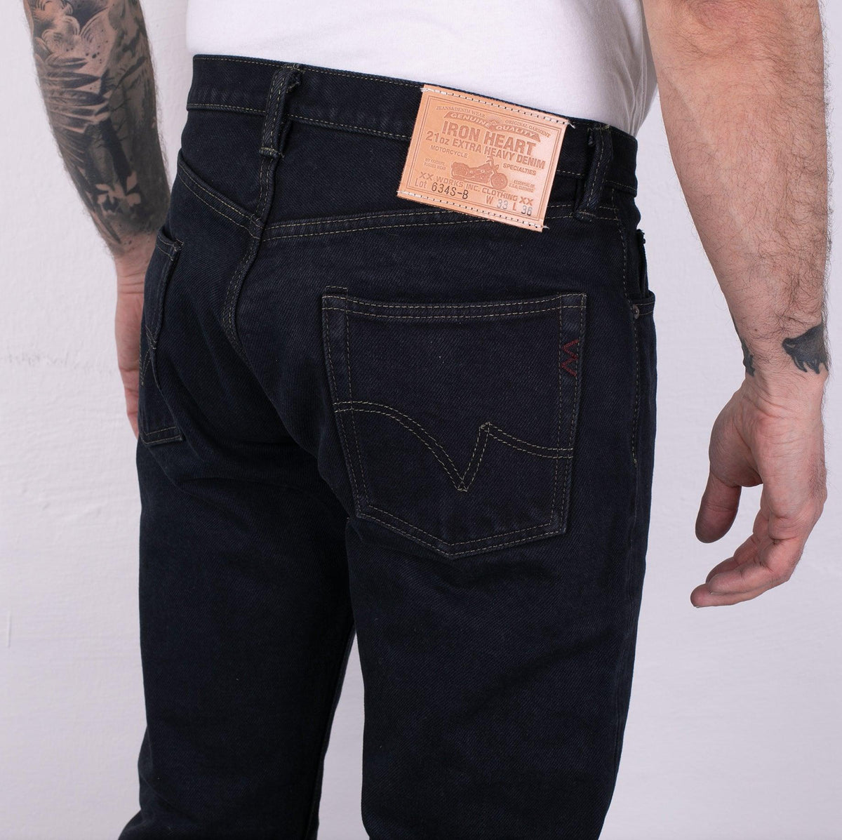 IH-634S-B - 21oz Selvedge Denim Straight Cut Jeans - Indigo Overdyed Black