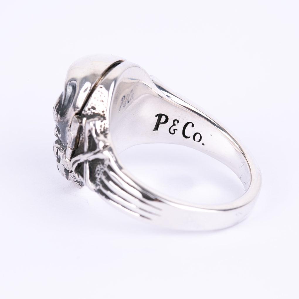Image showing the Peanuts & Co SKULL POISON Ring - Silver/ Zirconia Black which is a Jewellery described by the following info Accessories, Jewellery, Peanuts & Co, Released and sold on the IRON HEART GERMANY online store
