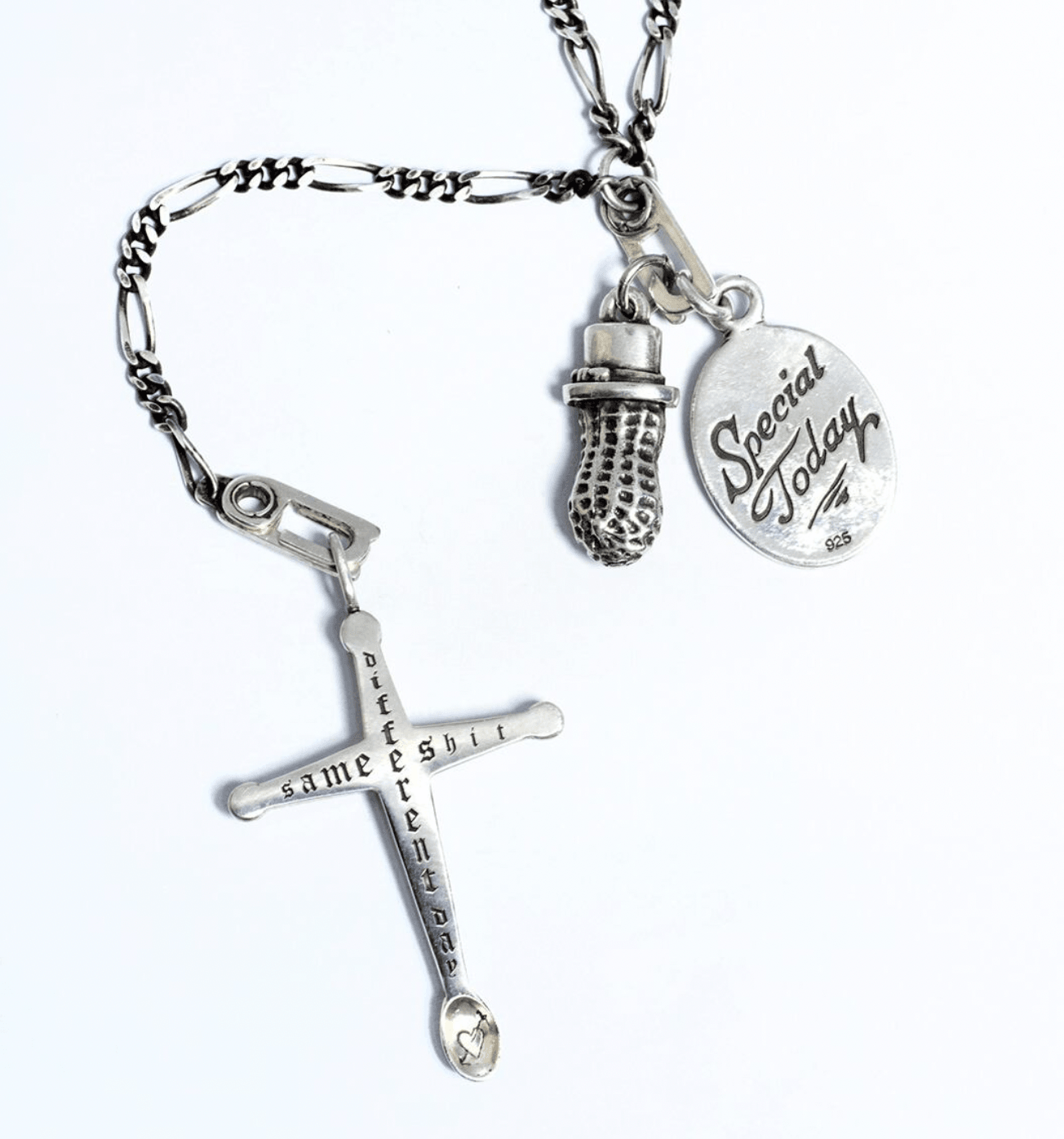 Image showing the Peanuts & Co SAME SHIT DIFFERENT DAY Chain - Silver which is a Jewellery described by the following info Accessories, Jewellery, Peanuts & Co, Released and sold on the IRON HEART GERMANY online store