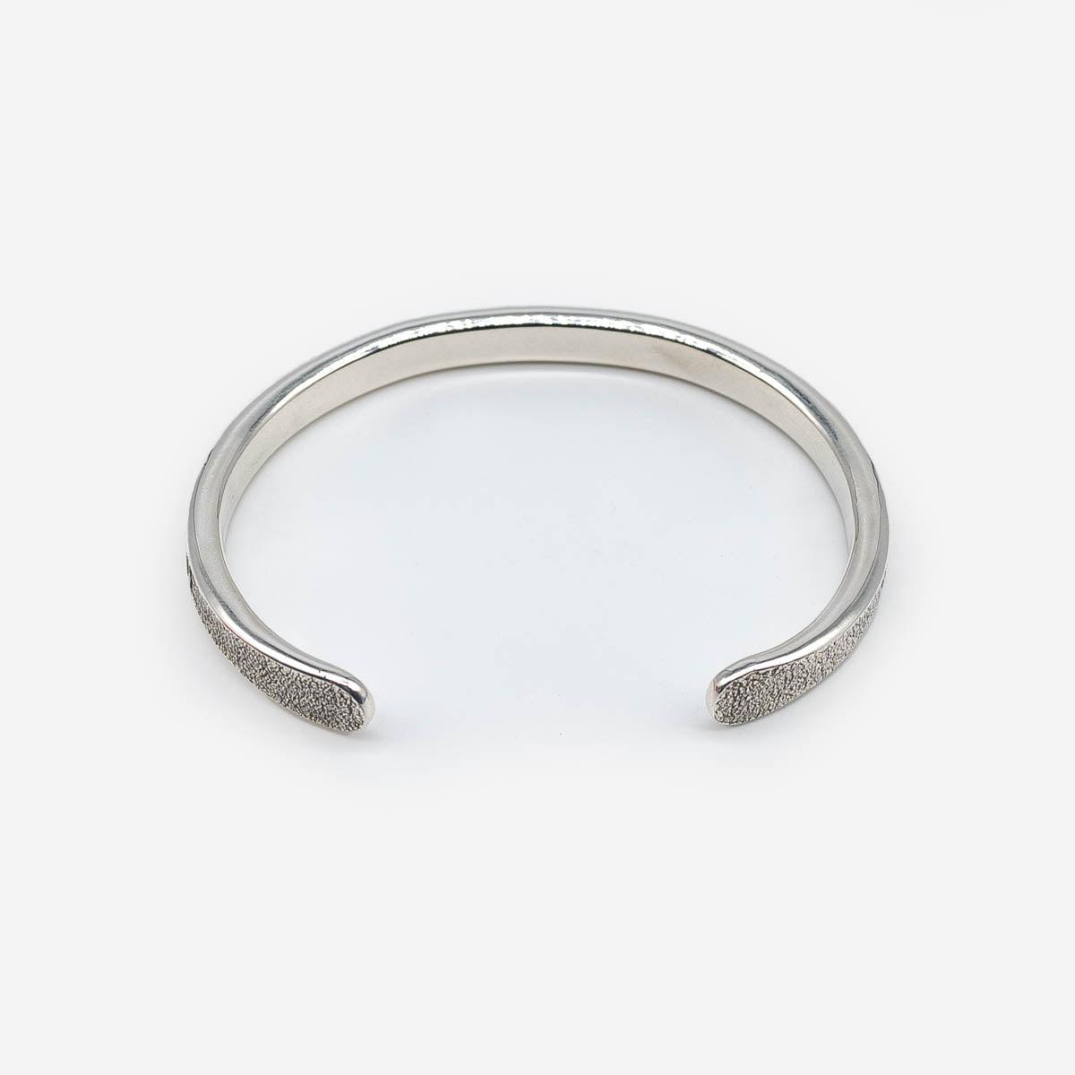 IHSI-30 - Iron Heart Hard Strike Bangle - Sterling Silver – IRON