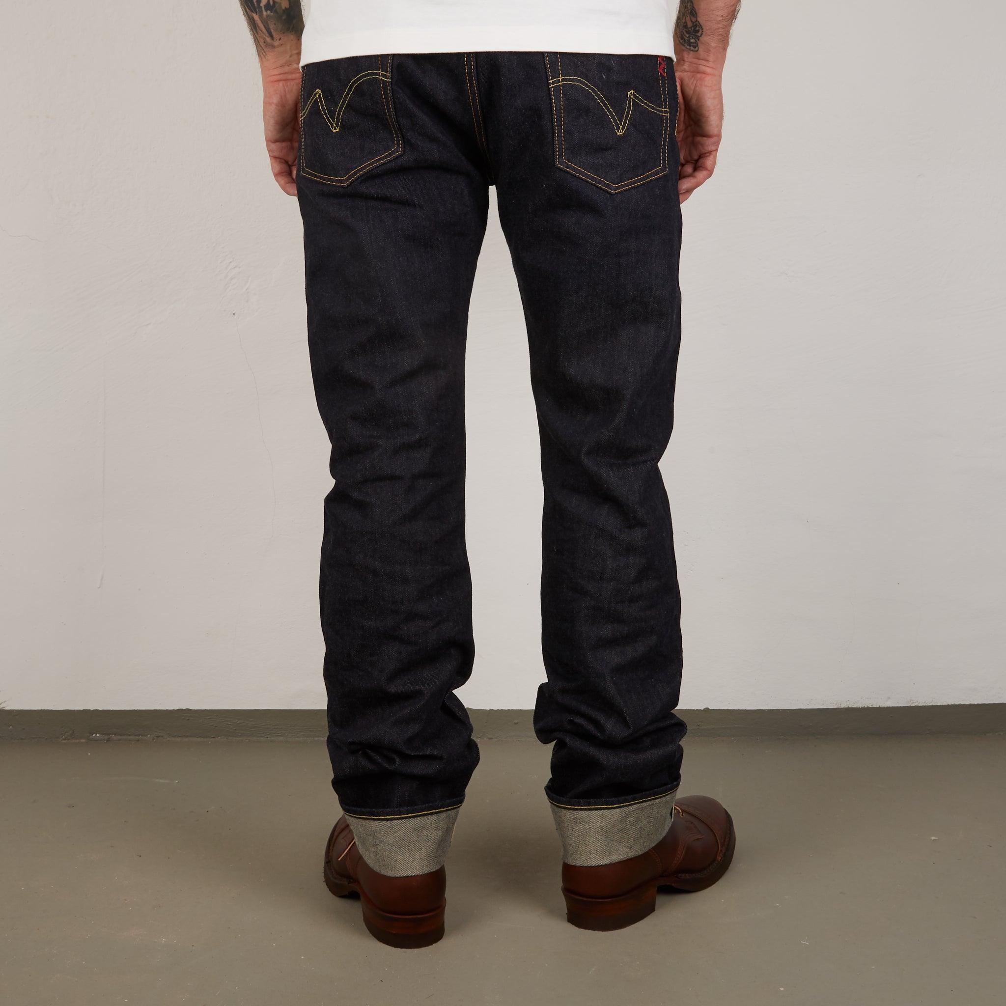 Image showing the IH-666S-142 - 14oz Selvedge Denim Slim Straight Cut Jeans - Indigo which is a Jeans described by the following info 666, Bottoms, Iron Heart, Jeans, Released, Slim, Straight and sold on the IRON HEART GERMANY online store