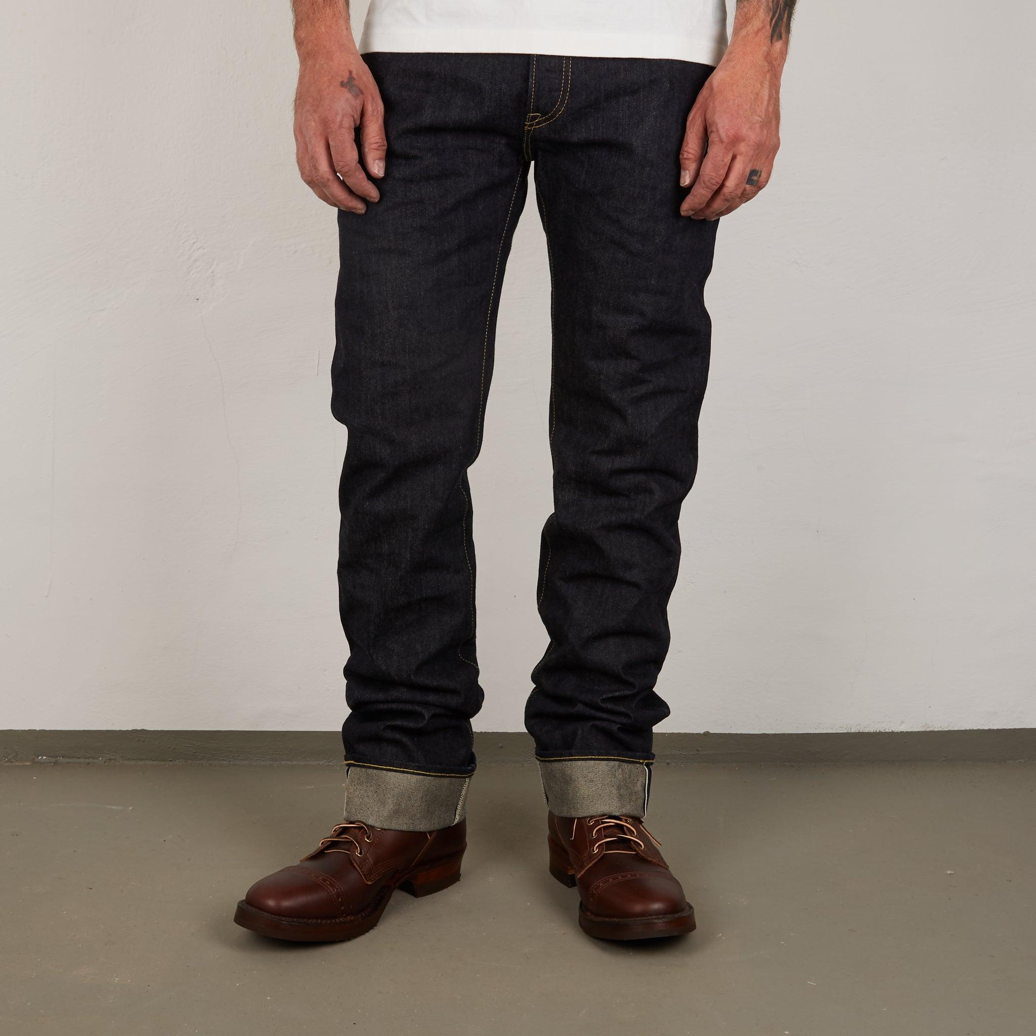 Image showing the IH-666S-142 - 14oz Selvedge Denim Slim Straight Cut Jeans - Indigo which is a Jeans described by the following info 666, Bottoms, Iron Heart, Jeans, Released, Slim, Straight and sold on the IRON HEART GERMANY online store