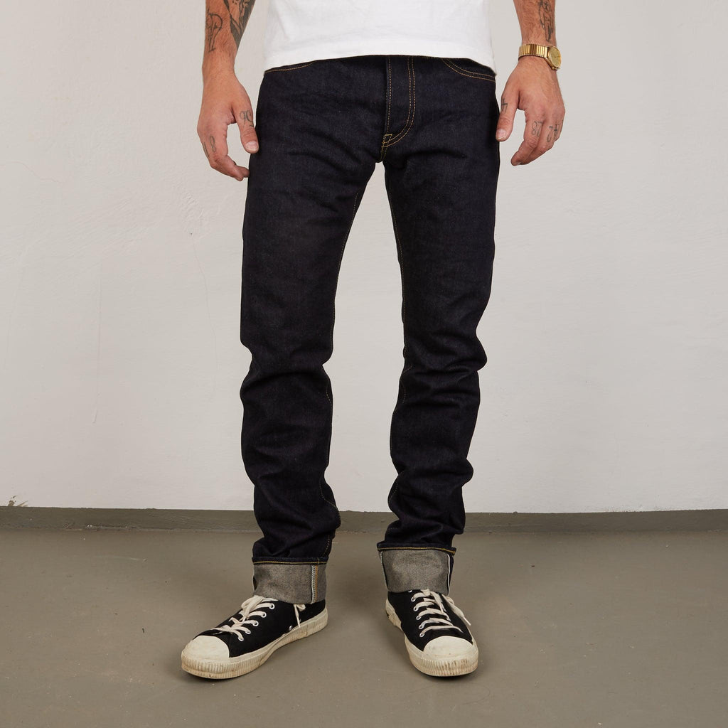 Image showing the IH-777S-142 - 14oz Selvedge Denim Slim Tapered Jeans - Indigo which is a Jeans described by the following info 777, Bottoms, Iron Heart, Jeans, Released, Tappered and sold on the IRON HEART GERMANY online store