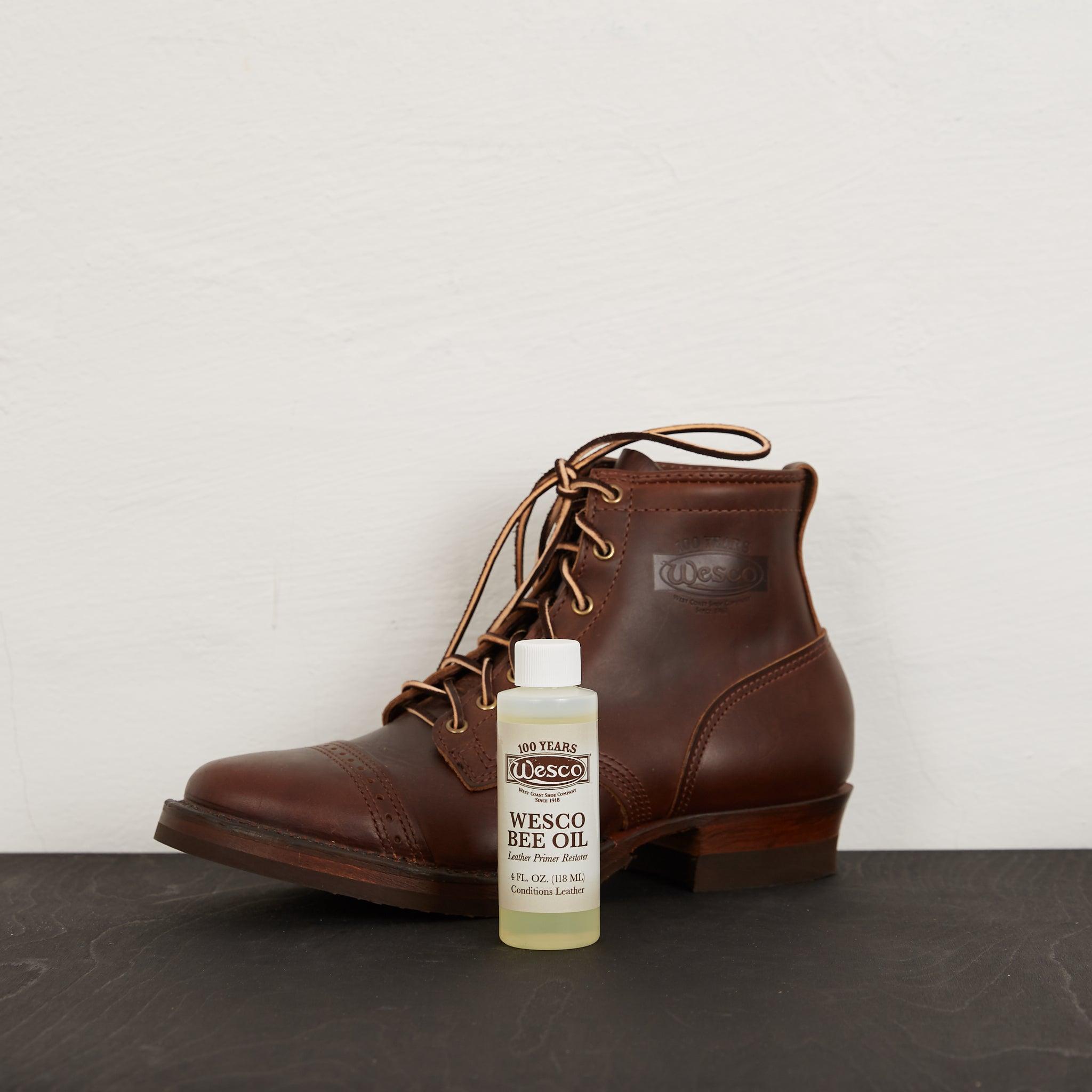 Image showing the Wesco Leather Boot Dressing Bee Oil which is a Shoecare described by the following info Footwear, Shoecare, Wesco and sold on the IRON HEART GERMANY online store